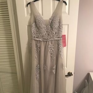 Bridal gown/ formal gown/ prom double v neck